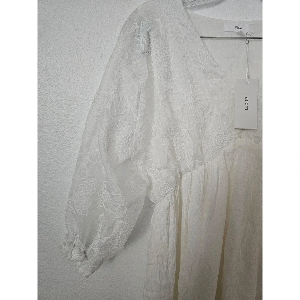 New!! Aeom White Lace Dress Women's Size Large - Picture 3 of 6